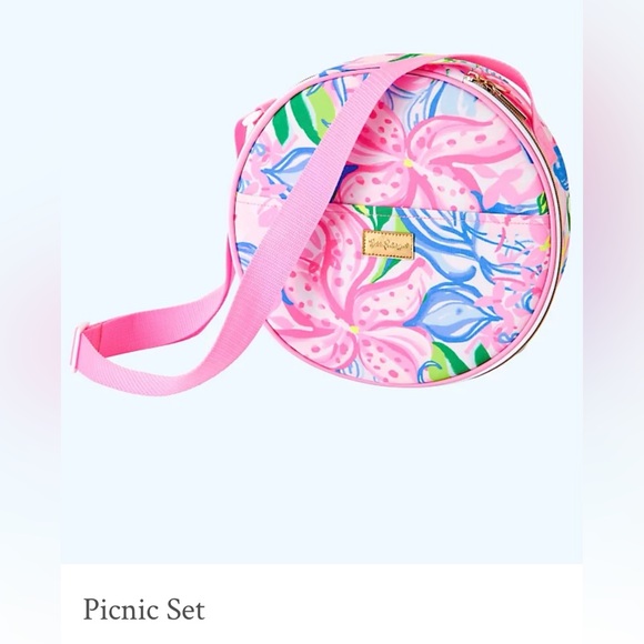 NWOT Lilly Pulitzer Picnic Basket Cooler with Accessories - Picture 3 of 10
